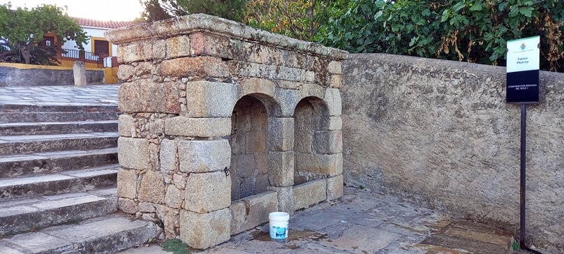 Fuente de Monroy (Valencia de Alcántara, Extremadura)